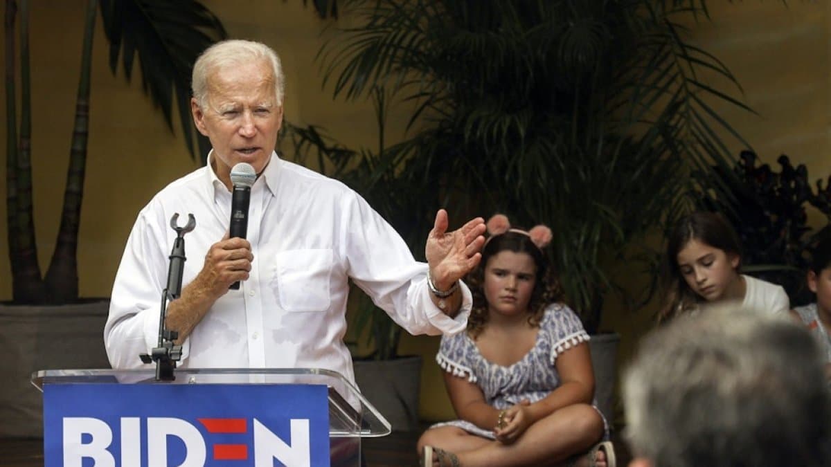 Joe Biden en un acto electoral para ganar el voto hispano / Cordon Press.