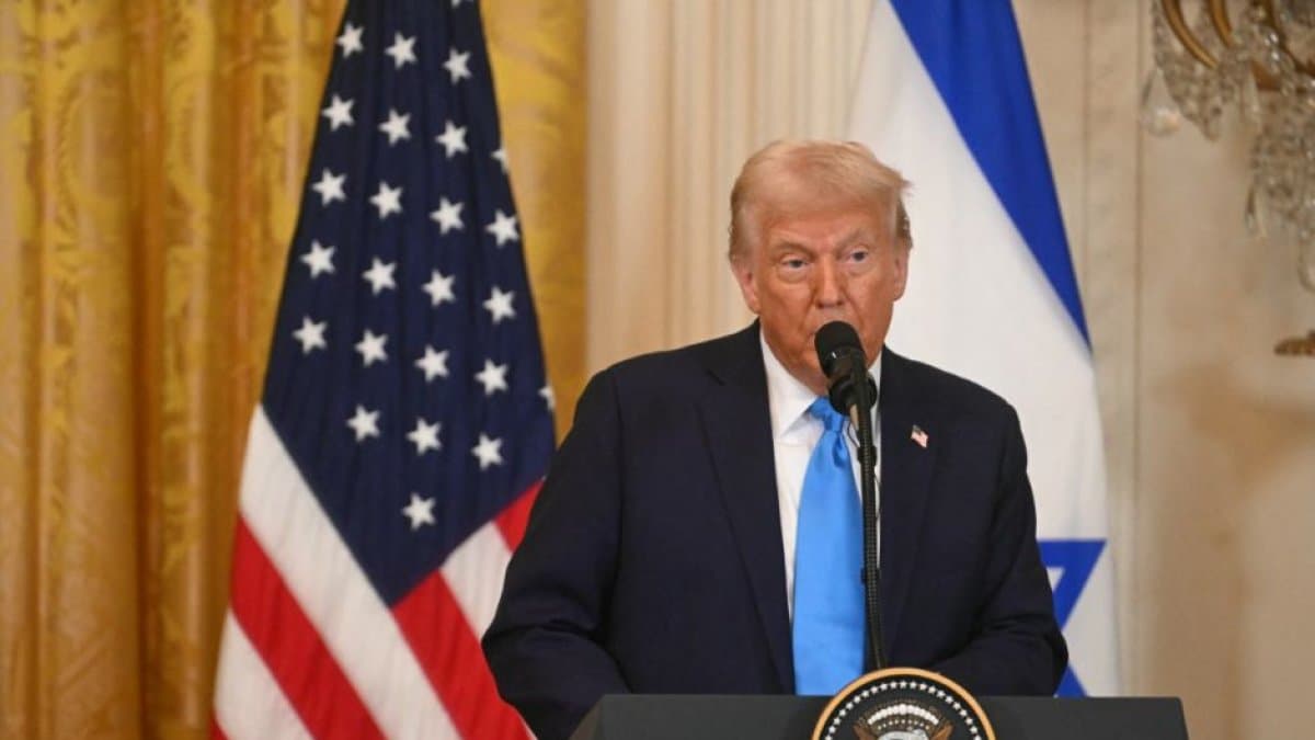 El presidente de Estados Unidos, Donald Trump, habla durante una conferencia de prensa
