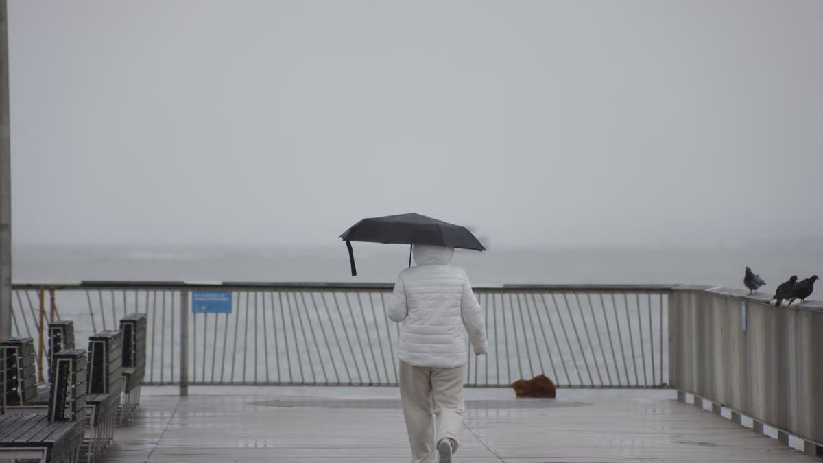 Lluvia en Coney Island, Brooklyn, NY - Imagen de Referencia