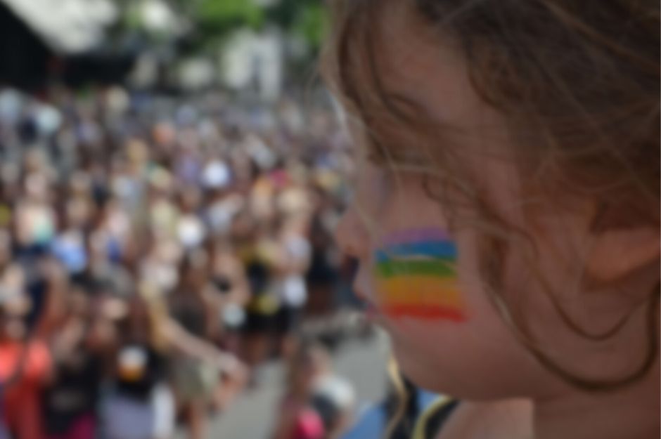 niña, desfile orgullo gay, trans, niños, género