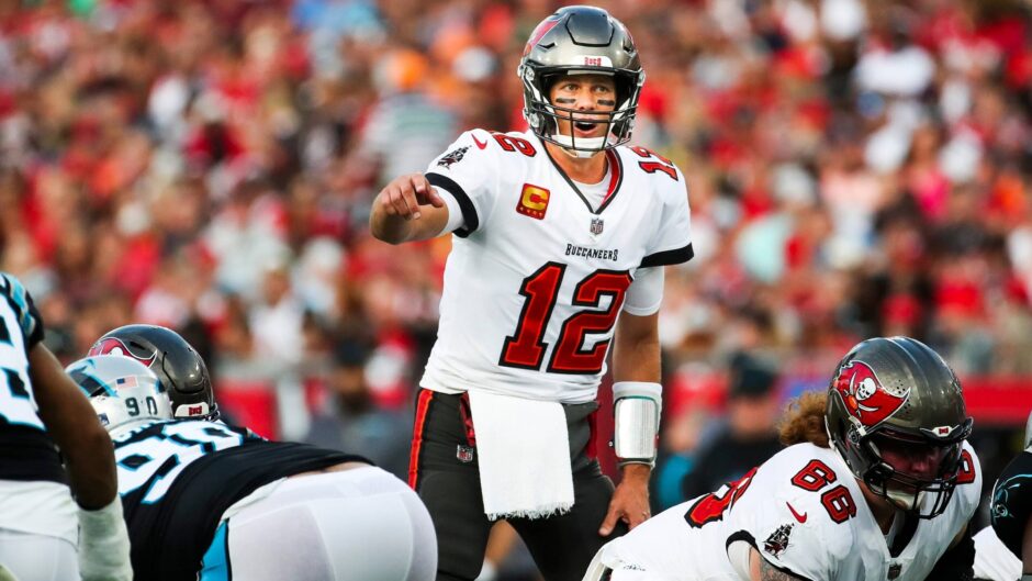 December 13, 2022: When your team is near the bottom of the league in scoring and you have a quarterback who can pick apart a secondary, doesn't it make sense to give Tom Brady more input when choosing plays at the line of scrimmage? (Credit Image: © Dirk Shadd/Tampa Bay Times via ZUMA Press Wire)