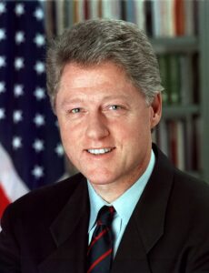 Retrato oficial de Bill Clinton.