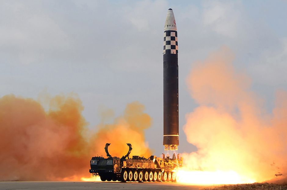 Corea del Norte dispara nuevos misiles tras las maniobras conjuntas de EEUU con Japón y Corea del Sur.