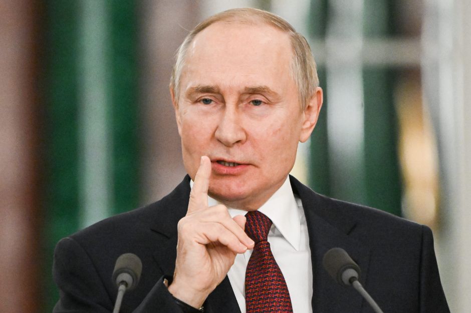 Vladimir Putin anunció que Rusia abandona el Tratado New START de no proliferación nuclear con EEUU.