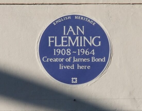 Placa conmemorativa de Ian Fleming en