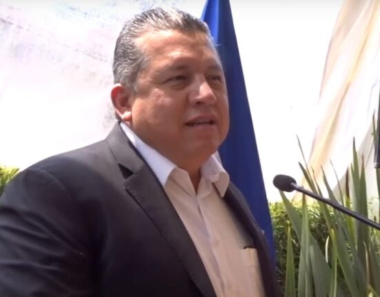 YouTube capture of an appearance of the Consul of Nicaragua in Nuevo León and Coahuila, Elías Gerardo Valdés Cabrera.