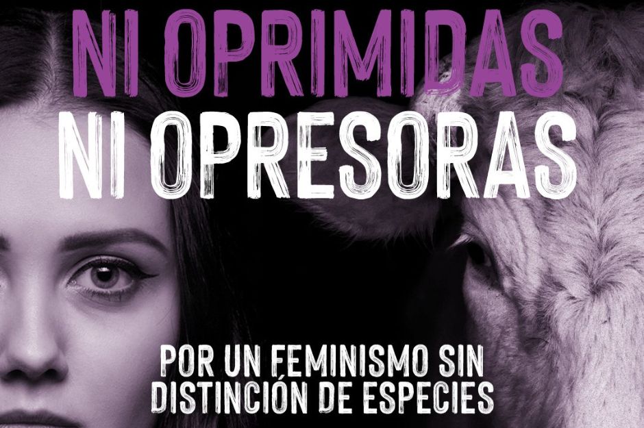 Controvertido cartel del partido político español PACMA para el Día Internacional de la Mujer. Imagen de archivo.