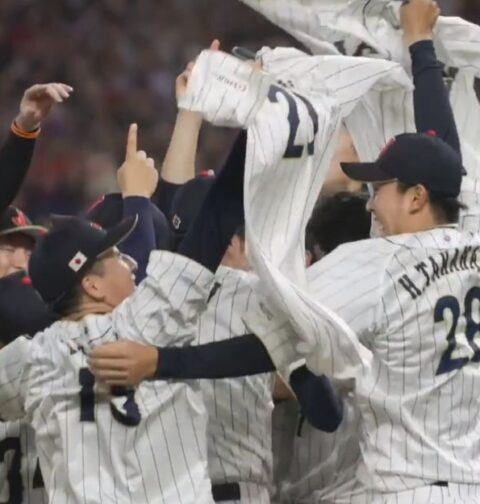 Clásico Mundial de Béisbol 2023. Japón logra el título tras derrotar a EEUU por 3-2 y realizar un torneo con siete victorias en siete partidos.